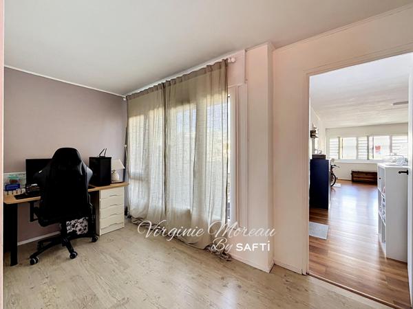 TOUT A PIED ! Spacieux T4 lumineux avec terrasse
