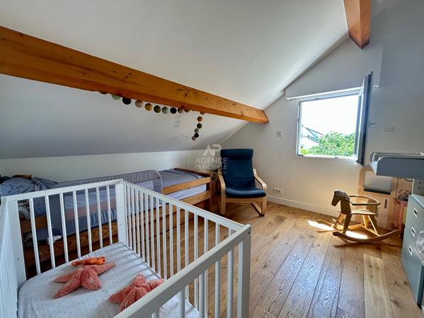 Maison Poissy 6 pièce(s) 650 000 € **  - Référence  9222