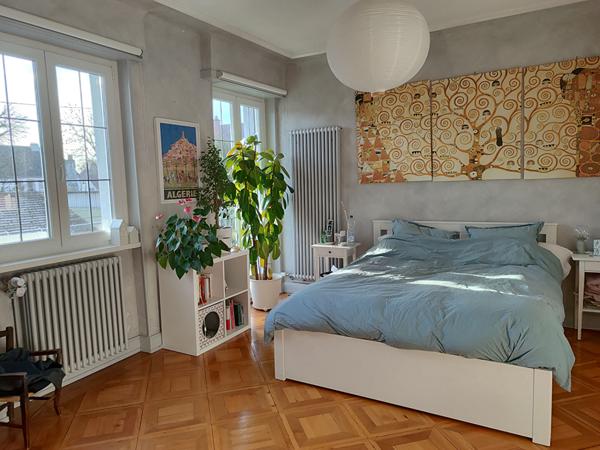 Maison - 9 pièces - 292 m²