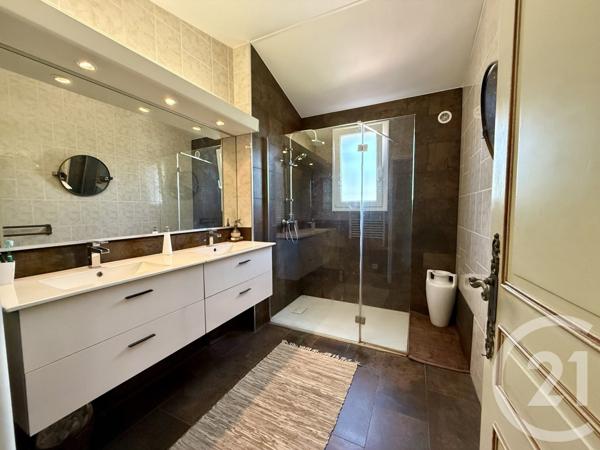 Maison à vendre  6 pièces - 165 m2 CHATEAUNEUF GRASSE - 06