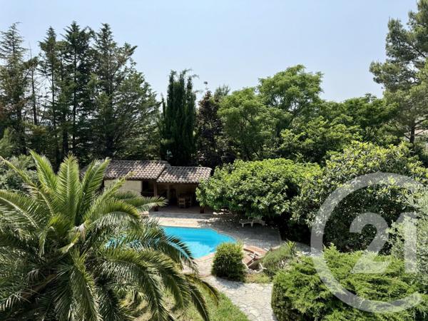 Maison à vendre  6 pièces - 165 m2 CHATEAUNEUF GRASSE - 06