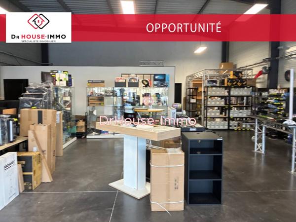 Commerce à vendre 3 pièces de 220 m²