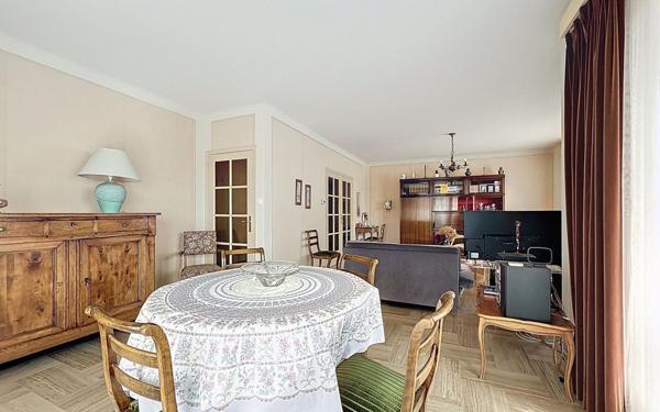 Maison à vendre    6 pièces •  Bourg-lès-Valence