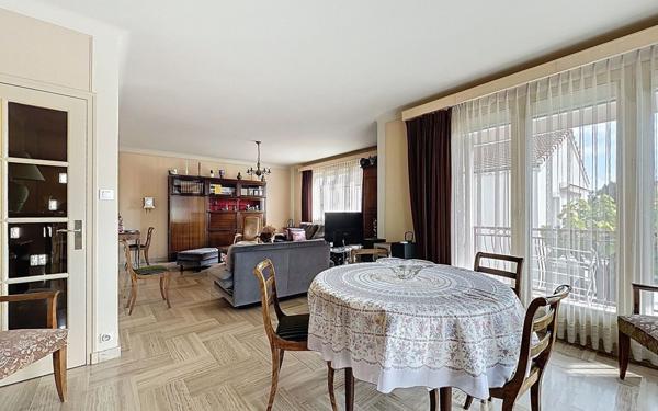 Maison à vendre    6 pièces •  Bourg-lès-Valence