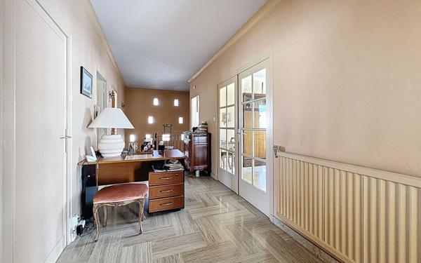 Maison à vendre    6 pièces •  Bourg-lès-Valence