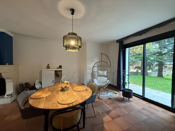 86540 THURE Maison 4 pièce(s) 180 m2