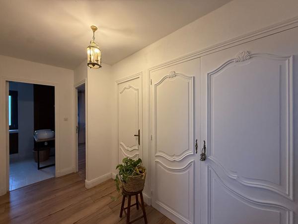 86540 THURE Maison 4 pièce(s) 180 m2