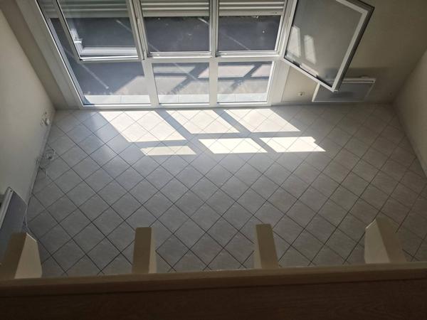 Grand appartement avec parking à Tours