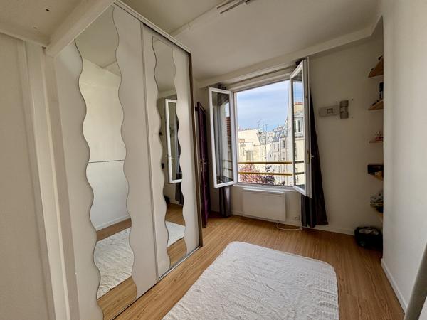 Paris (75018) Studio avec mezzanine - Idéal Premier achat ou investissement