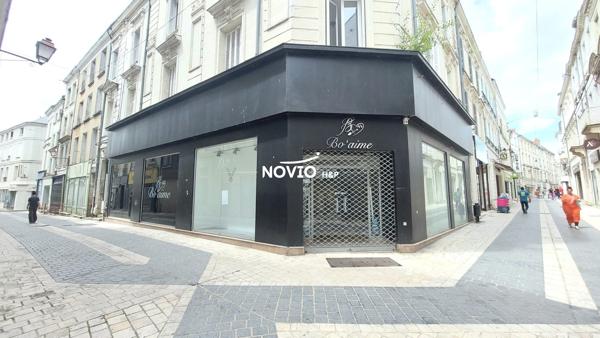 Local commercial 177 m²