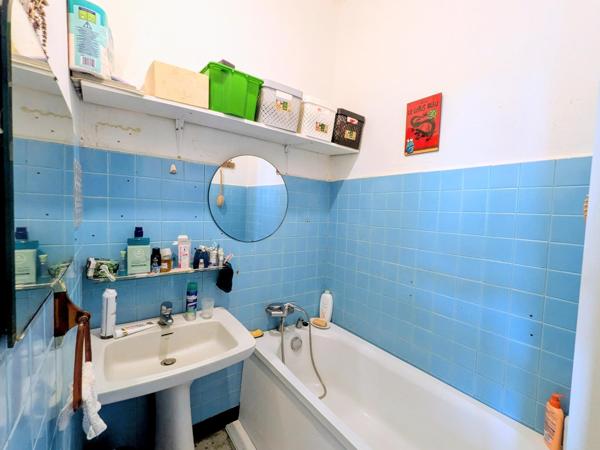 Ferme de caractère avec dépendances et beau potentiel