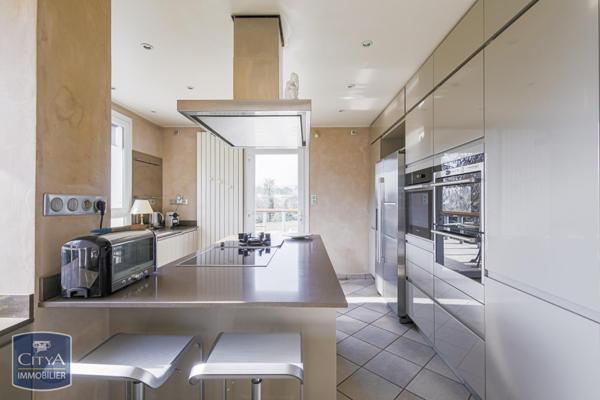 Maison à vendre 10 pièces 316m²