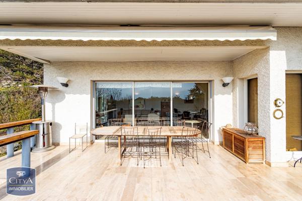 Maison à vendre 10 pièces 316m²