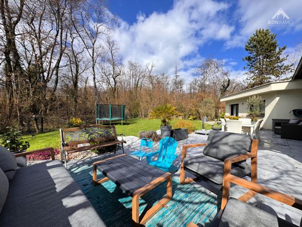 Saint-Genis-Pouilly (01630) Maison 6 Pièces 216 m2