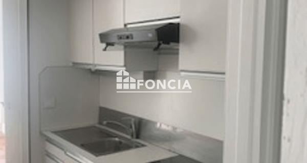 À vendre Studio 31.64 m² - Paris 75010