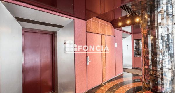 À vendre Studio 31.64 m² - Paris 75010