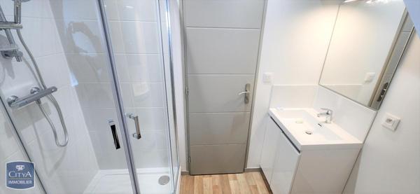 Appartement à louer 2 pièces 51.35m²