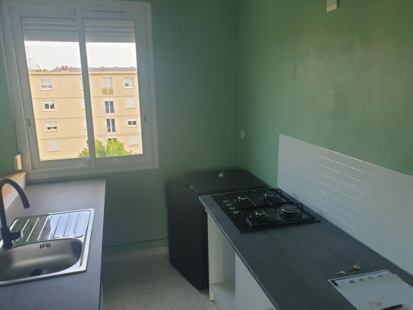 Location appartement Compiègne - 3 pièce(s) - 64 m² - 750 € / mois