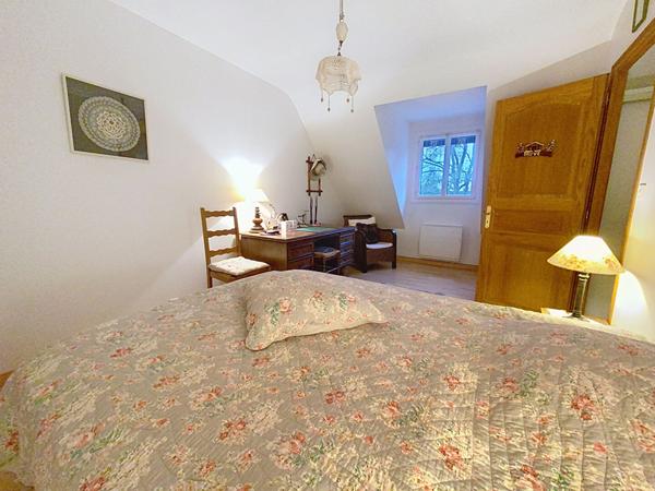 Angers 5 minutes, Le Plessis Grammoire maison 170 m² habitable, jardin, garage, sous-sol.