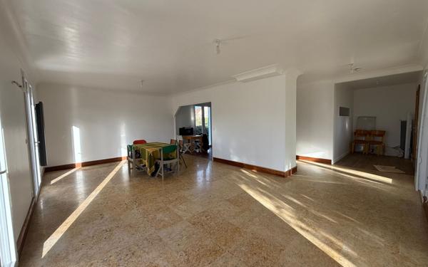 Maison à vendre    4 pièces • 110 m2 Saint-Longis