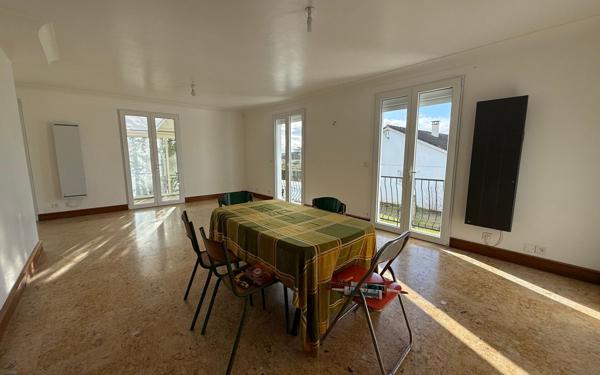 Maison à vendre    4 pièces • 110 m2 Saint-Longis