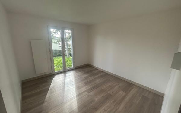 Maison à vendre    4 pièces • 110 m2 Saint-Longis