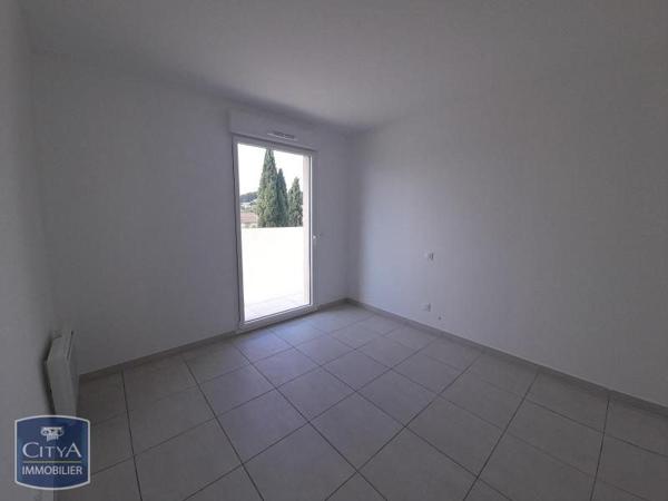 Appartement à louer 3 pièces 64.7m² Nîmes (30900)