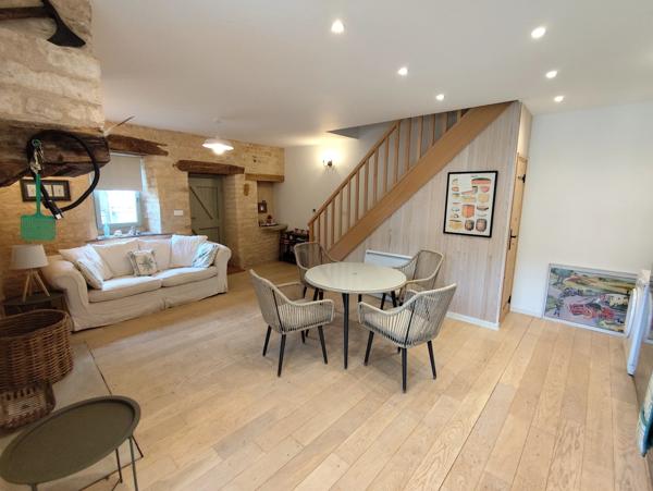 Charmante maison de village de 3 chambres avec une maison d'amis d'une chambre