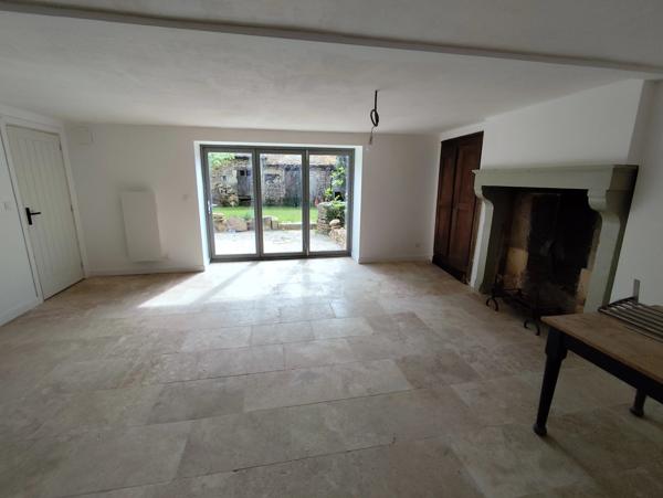 Charmante maison de village de 3 chambres avec une maison d'amis d'une chambre