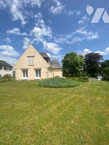 Maison à Vendre à Tinténiac (35190) en Ille-et-Vilaine (35)

Cette maison construite en 1968 ...