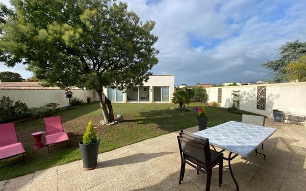 Maison à vendre    5 pièces •  Dolus-d'Oléron