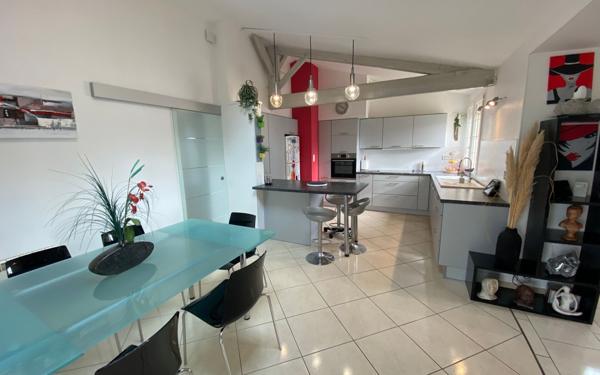 Maison à vendre    5 pièces •  Dolus-d'Oléron