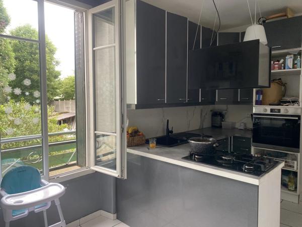 Vente                                                      Maison
                        
                     9 pièces                      188 m2                     à Louvres