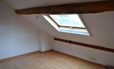 Vente                                                      Maison
                        
                     9 pièces                      188 m2                     à Louvres