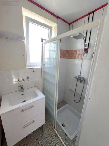 Maison à vendre à Ruillé-le-Gravelais en Mayenne (53320), ref : 53032-1063