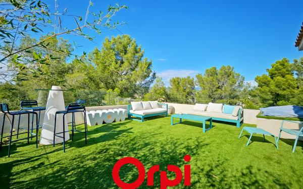 Maison à vendre    6 pièces • 160 m2 Saint-Cyr-sur-Mer