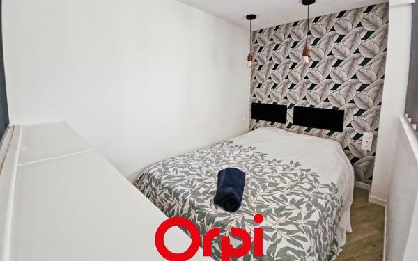 Maison à vendre    6 pièces • 160 m2 Saint-Cyr-sur-Mer