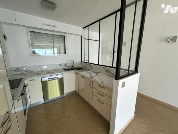 MAGNIFIQUE T3 A CAP D'AIL AVEC TOIT TERRASSE