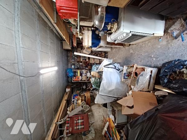 EYGUIERES Maison de Village T6 avec terrasse et garage pour deux roues