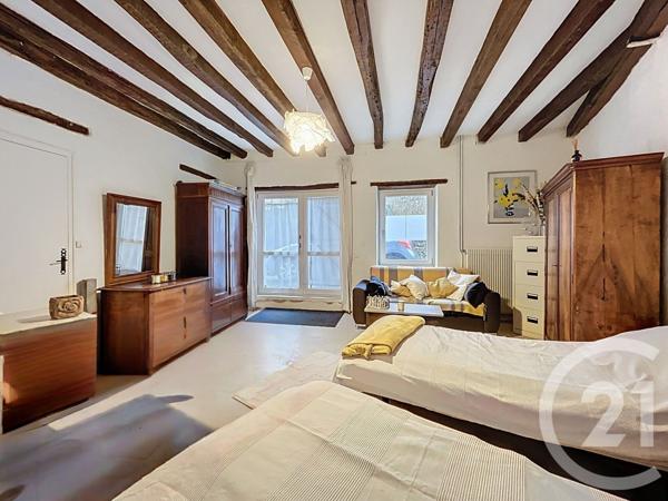 Maison à vendre  7 pièces - 183 m2 CESSET - 03