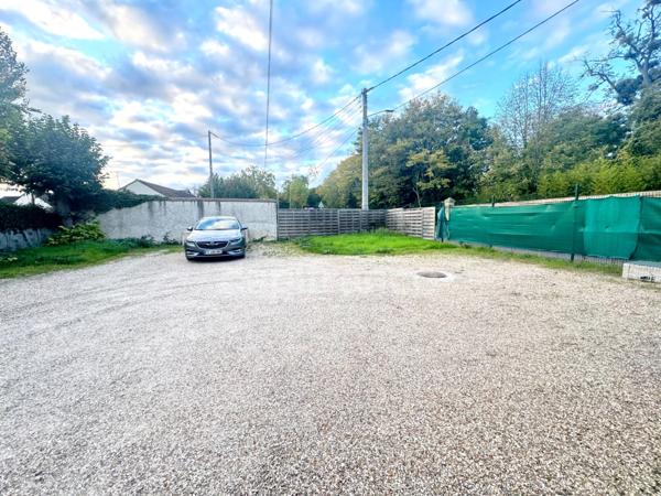 Appartement à vendre 2 pièces ROSNY SUR SEINE (78) - 2 places de parking -