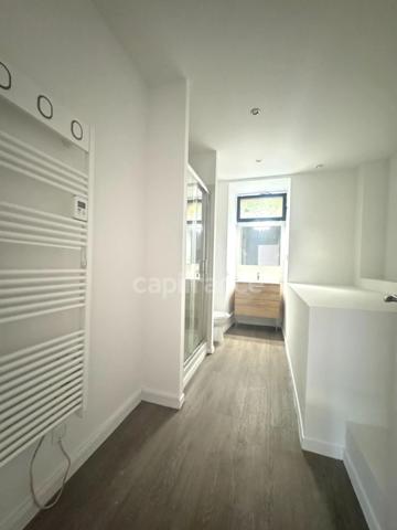 Appartement à vendre 2 pièces ROSNY SUR SEINE (78) - 2 places de parking -