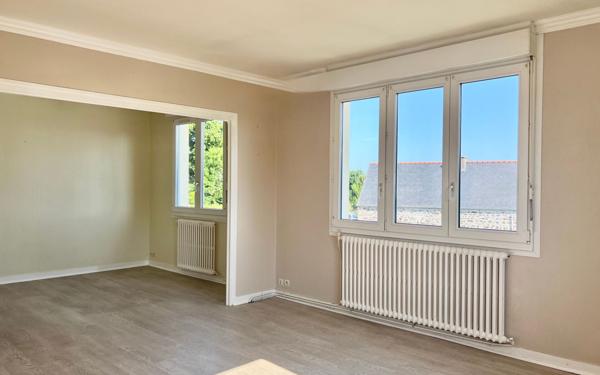 Maison à vendre    4 pièces •  Lanvéoc