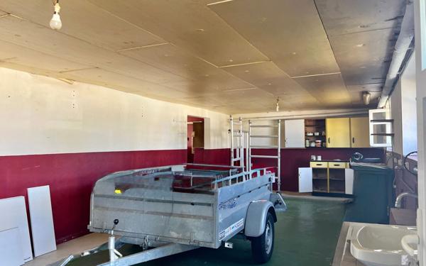 Maison à vendre    4 pièces •  Lanvéoc