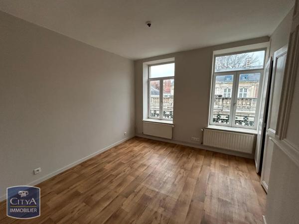 Appartement à louer 3 pièces 125m²