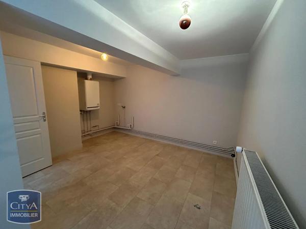 Appartement à louer 3 pièces 125m²
