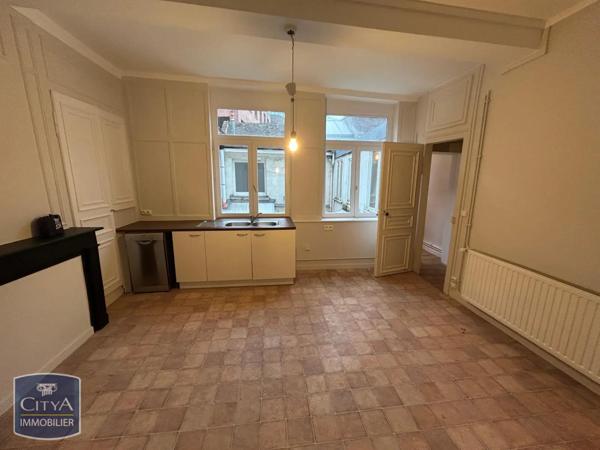 Appartement à louer 3 pièces 125m²