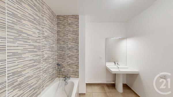 Appartement F4 à vendre  4 pièces - 119 m2 PARIS - 75019