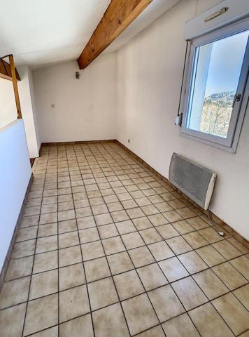 APPARTEMENT T2 AVEC BALCON ET PARKING EN RESIDENCE SECURISEE