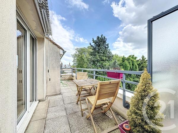 Appartement F4 à vendre  4 pièces - 89,84 m2 MONTEREAU FAULT YONNE - 77